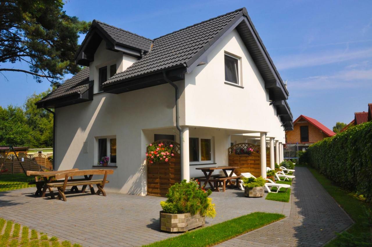 Ferienhaus Holiday Home Domki Raj Jarosławiec Extérieur photo